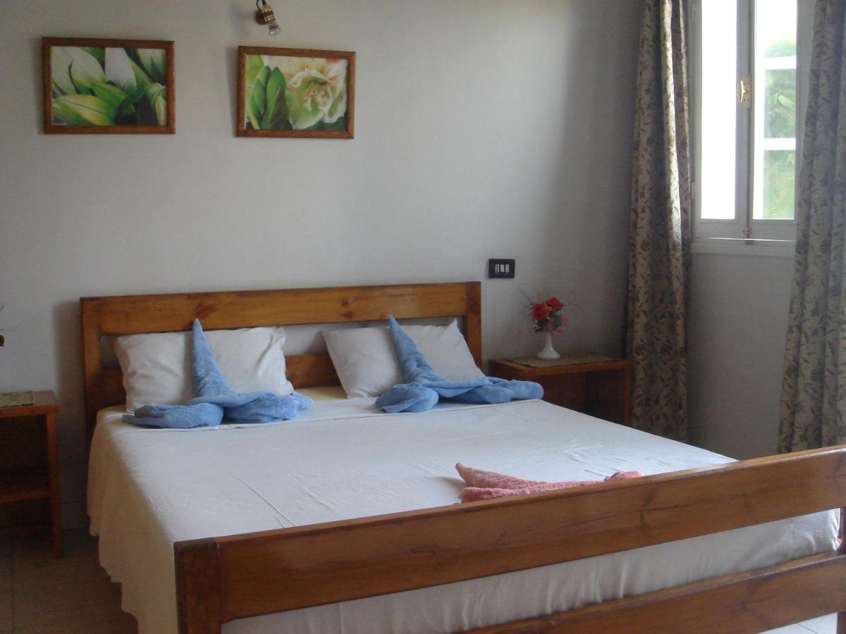 Amon Hotel Luxor Ruang foto